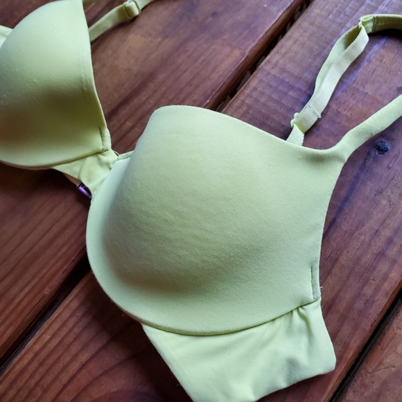 Victoria's Secret 32B Body by Victoria Ipex lime green demi bra - Picture 3 of 4